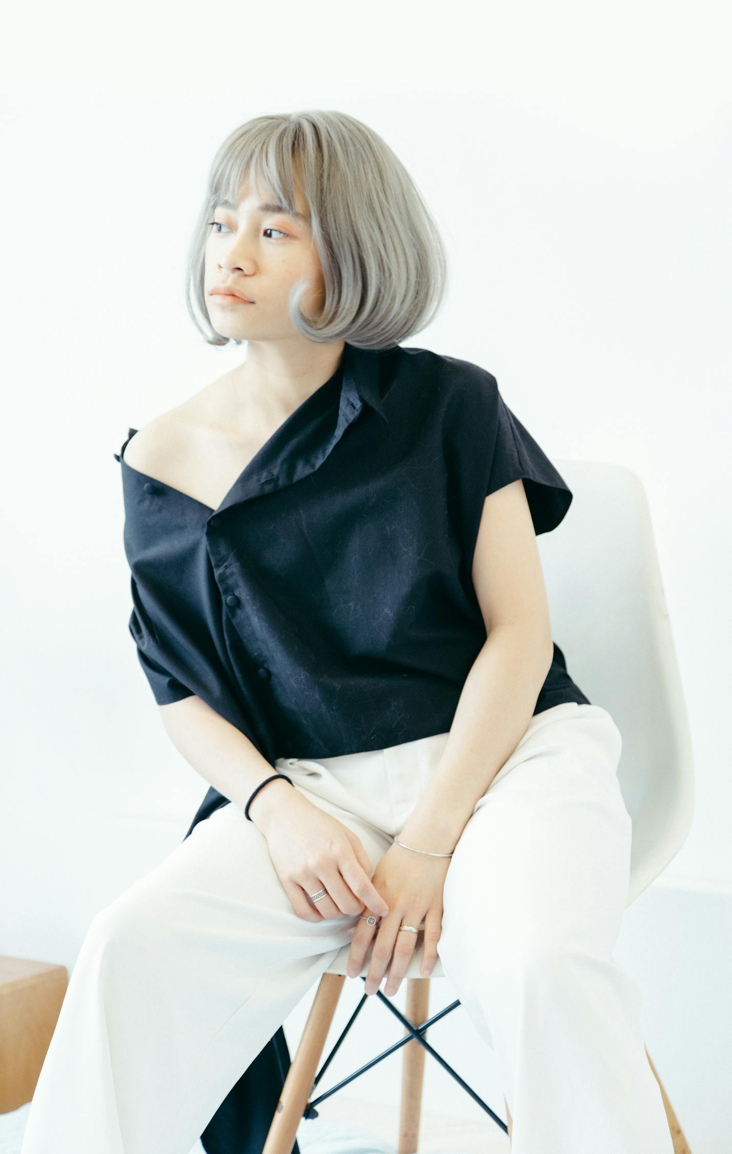 時尚簡約與個性魅力并存，2017最新女士短發(fā)流行趨勢